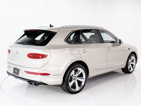New 2025 Bentley Bentayga image 5