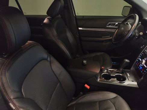 Used 2018 Ford Explorer Sport w/ Equipment Group 401A image 21