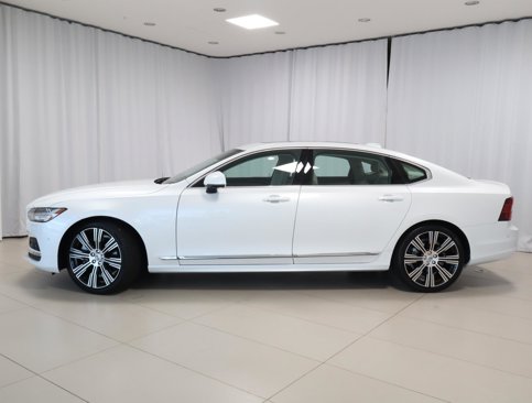 Used 2025 Volvo S90 B6 Plus w/ Protection Package Premier image 8