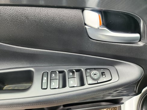 Used 2021 Hyundai Santa Fe SEL image 15