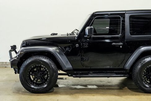 Used 2023 Jeep Wrangler Sport image 38