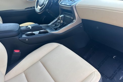 Used 2018 Lexus NX 300 FWD image 31
