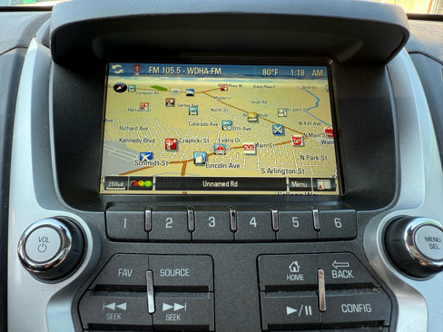 Used 2017 Chevrolet Equinox LT image 17