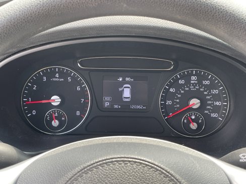 Used 2019 Kia Sorento L image 4