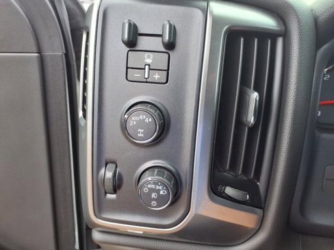 Used 2019 Chevrolet Silverado 1500 LT w/ All Star Edition image 17