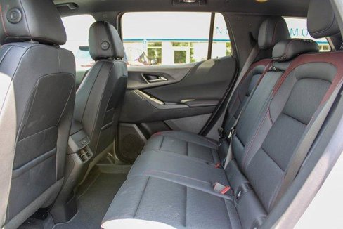 New 2025 Chevrolet Equinox RS w/ Safety and Technology Package image 12