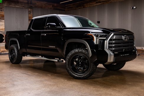 Used 2022 Toyota Tundra Limited image 1