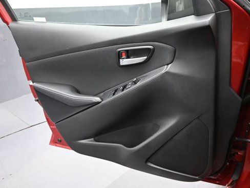 Used 2018 Toyota Yaris iA image 12