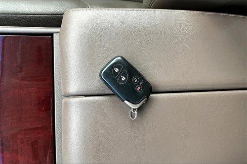Used 2016 Lexus GX 460 image 11