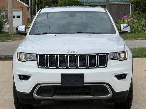 Used 2019 Jeep Grand Cherokee Limited image 41