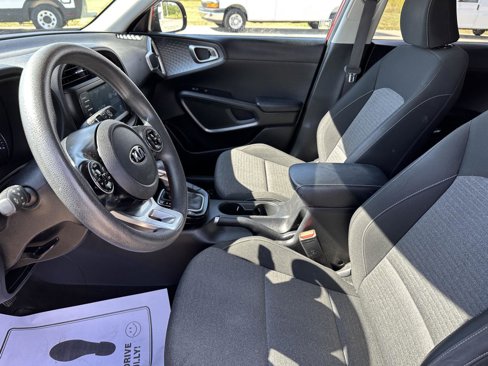 Used 2020 Kia Soul S image 21