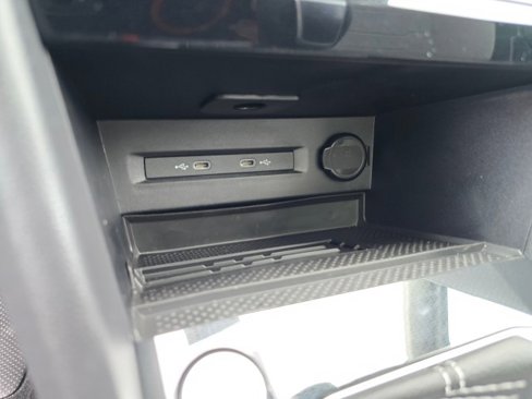 New 2025 Volkswagen Taos SE image 34