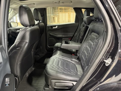 Used 2023 Ford Escape SE w/ PHEV Premium Package image 29