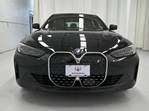 Used 2024 BMW i4 xDrive40i w/ Premium Package image 5