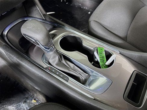 Used 2021 Chevrolet Malibu LT image 17