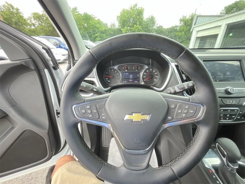 Used 2023 Chevrolet Equinox LT w/ Driver Convenience Package image 14