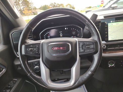 Used 2022 GMC Sierra 1500 SLE image 14