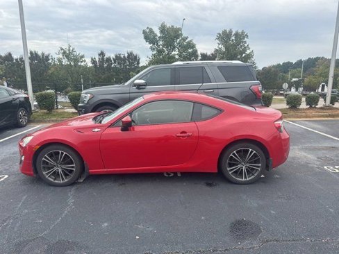 Used 2013 Scion FR-S image 2