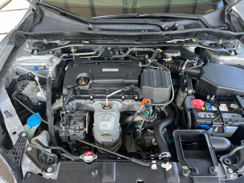 Used 2017 Honda Accord EX image 30
