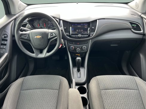 Used 2022 Chevrolet Trax LS w/ Tint and Cruise Package image 16