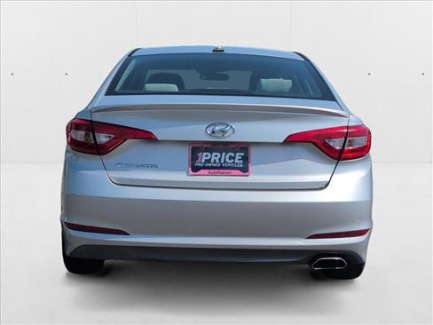 Used 2016 Hyundai Sonata SE image 7