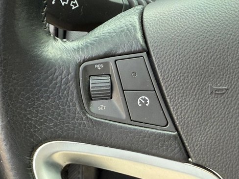 Used 2013 Chevrolet Captiva Sport LS image 15