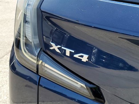 Certified 2022 Cadillac XT4 Sport w/ Comfort Package image 10