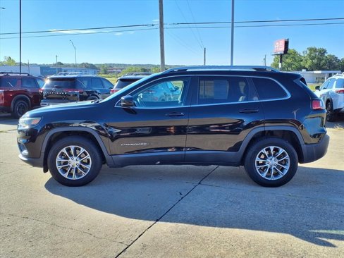 Used 2019 Jeep Cherokee Latitude Plus image 20