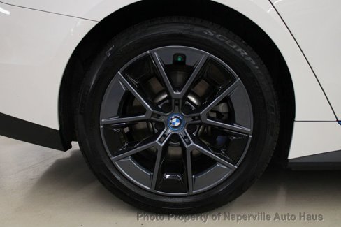 Used 2023 BMW i4 eDrive40 w/ Premium Package image 11