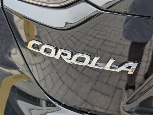 Used 2025 Toyota Corolla LE image 10