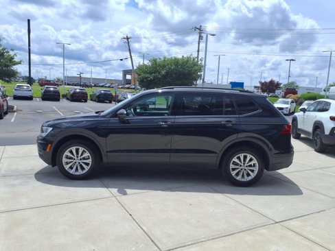 Used 2020 Volkswagen Tiguan S w/ 3rd Row Seat Package image 3