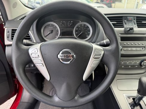 Used 2013 Nissan Sentra SV image 17