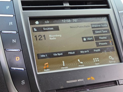 Used 2017 Lincoln MKC Premiere image 24