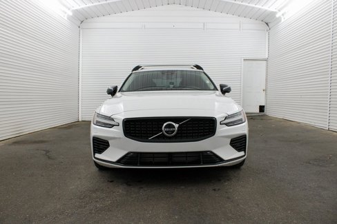Certified 2023 Volvo S60 T8 Plus w/ Climate Package image 3