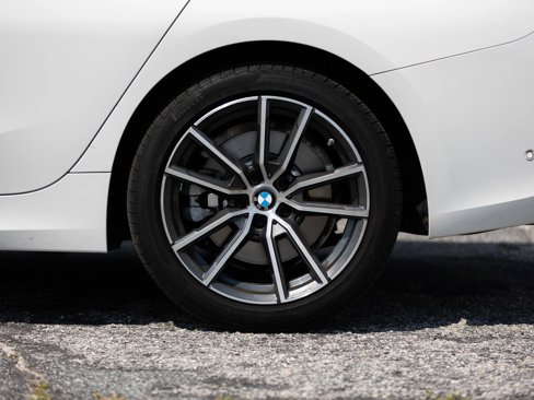 Used 2021 BMW 330i Sedan image 12