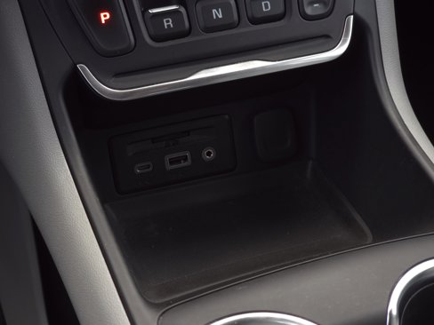 Used 2018 GMC Terrain SLT w/ Preferred Package image 15