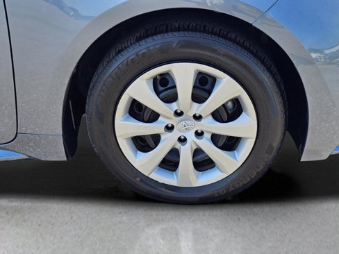 Used 2024 Toyota Corolla LE image 23