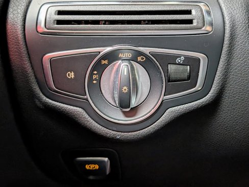 Used 2019 Mercedes-Benz C 300 Sedan image 31