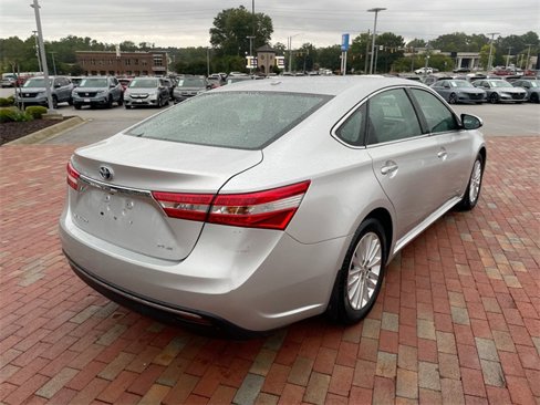 Used 2013 Toyota Avalon XLE Premium image 36
