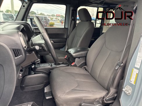 Used 2015 Jeep Wrangler Unlimited Sport w/ Quick Order Package 24S image 31