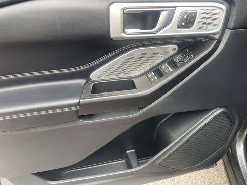 Used 2020 Ford Explorer ST w/ ST High-Performance Pack image 15