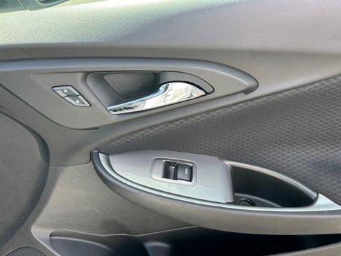 Used 2023 Chevrolet Malibu LS w/ Driver Confidence Package image 26