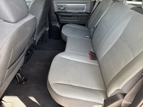 Used 2022 RAM 1500 Classic SLT image 12