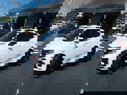 Used 2019 Honda Civic Sport Touring image 14