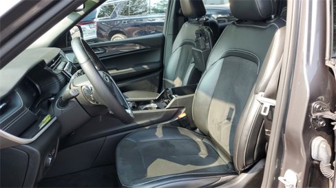 Certified 2021 Jeep Grand Cherokee L Laredo image 22