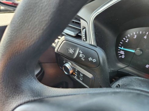 Used 2020 Ford Escape SE image 20
