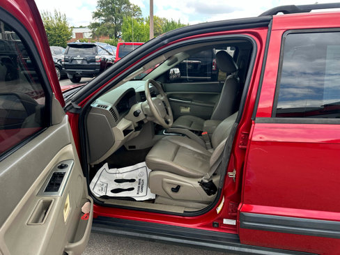 Used 2005 Jeep Grand Cherokee Laredo image 16