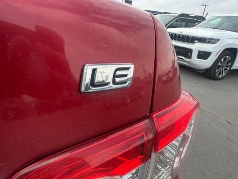 Used 2012 Toyota Corolla LE image 12