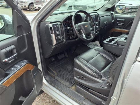 Used 2018 Chevrolet Silverado 1500 LTZ image 10