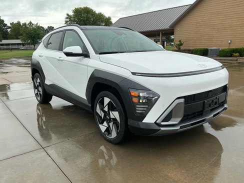 Used 2024 Hyundai Kona Limited image 7